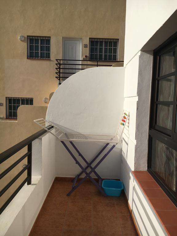 Oceanfront Beach Apartment La Arena Puerto de Santiago  Exterior photo